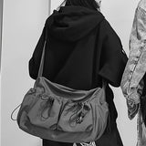 UrbanEase Crossbody Tas – Trekkoord Schoudertas met Grote Capaciteit