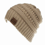 ChillChic | Blijf Chic en Knus met een Ponytail-vriendelijke Beanie!