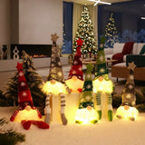 ILLUBELLE – Stralende kerstfiguur met warme, gele gloed voor feestelijke decoratie