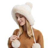 Pom Hat | Ontketen de glamour van een pluche winter essential!