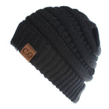 ChillChic | Blijf Chic en Knus met een Ponytail-vriendelijke Beanie!
