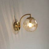 Luxe Moderne Wandlamp van Glas – CrystalGlow