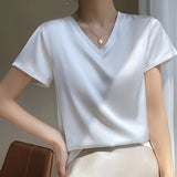 Luna Tee | Luxueus T-shirt voor de moderne minimalist!