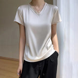 Luna Tee | Luxueus T-shirt voor de moderne minimalist!