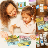 Muziekgebaseerd bordspel met songkaarten en Monopoly-geld voor spelavonden