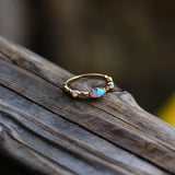 "Liefde en Eerlijkheid" - Opal Vintage Ring - Isabella