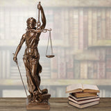 Decoratiestandbeeld van de Godin van de Gerechtigheid