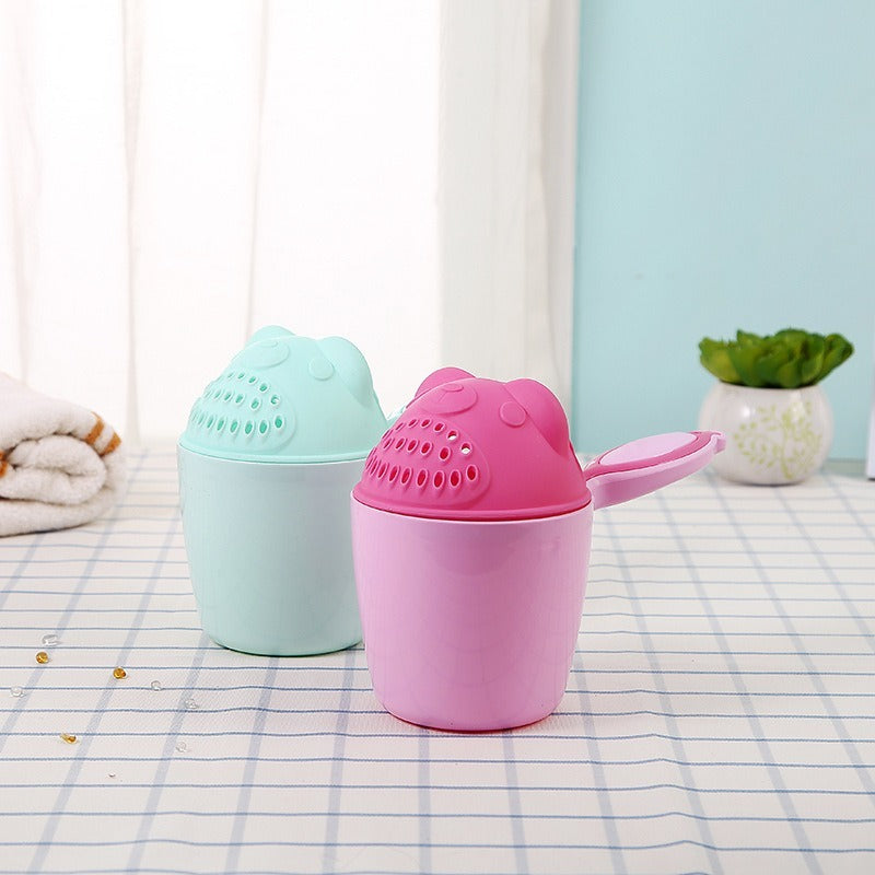 GentleFlow Baby Shampoo Spoelbeker – Oogbescherming & Comfort