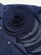 Denim Blouse met Bloem Detail | Damesblouses | Unieke en Artistieke Casual Outfit
