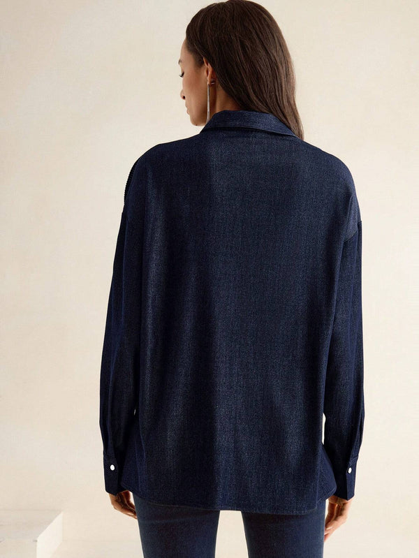 Denim Blouse met Bloem Detail | Damesblouses | Unieke en Artistieke Casual Outfit