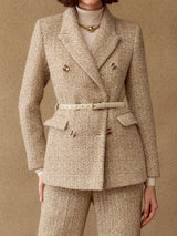 Dubbelrijige Blazer met Gespriem | Damespakken | Klassiek Tweedelig Pak met Modern Detail