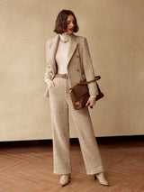 Dubbelrijige Blazer met Gespriem | Damespakken | Klassiek Tweedelig Pak met Modern Detail