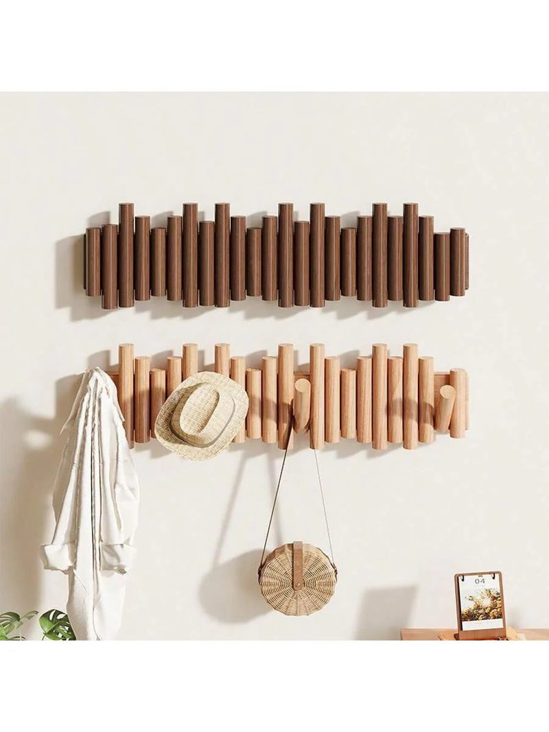 Houten pianokapstok met schuine dennennagels | Kapstok | Unieke wandkapstok voor entree of slaapkamer