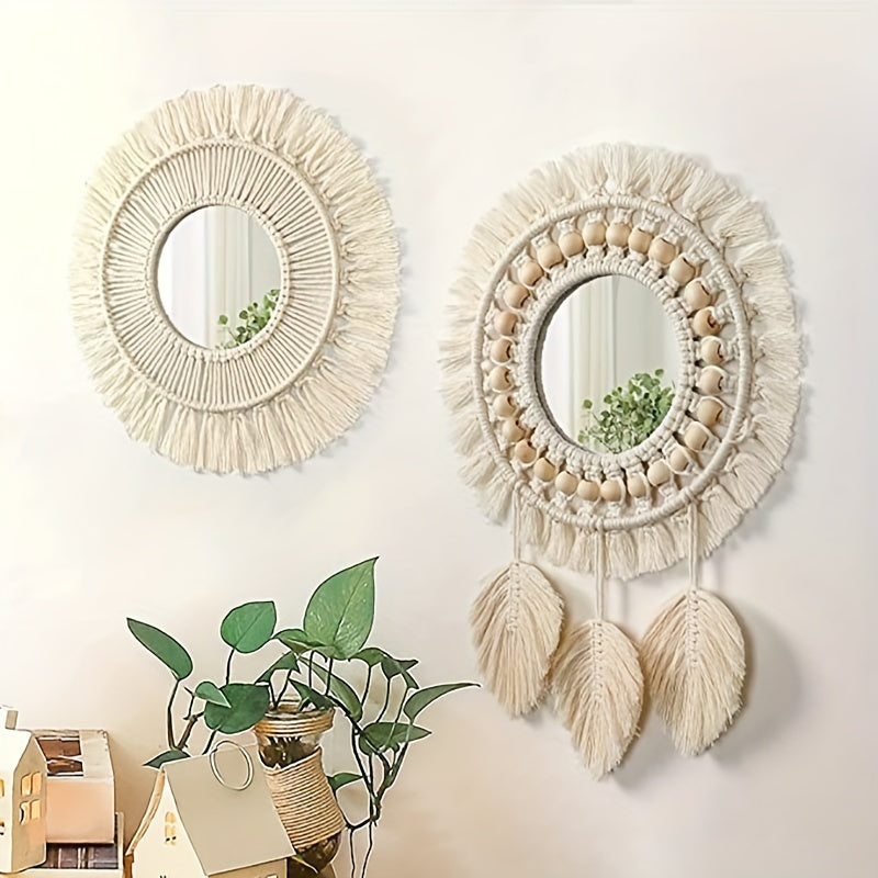 Boho Macramé Wandspiegel met Franjes – Decoratieve Spiegel met Kralen en Veren