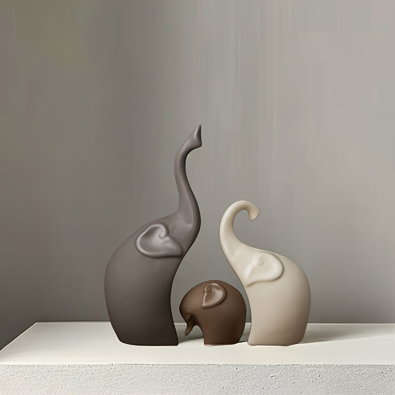 Set van 3 Keramische Olifantenbeeldjes – Moderne Matte Decoratie voor Woonkamer of Kantoor