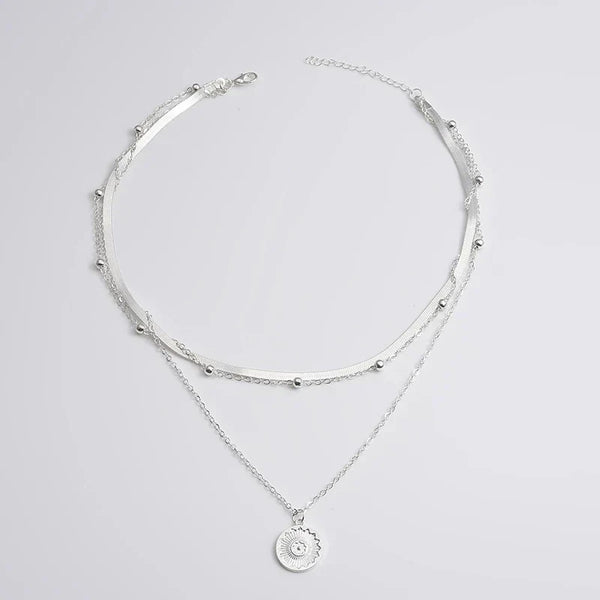 Delicate Drie-Lagen Zilveren Ketting – Stijlvolle Everyday Accessoire