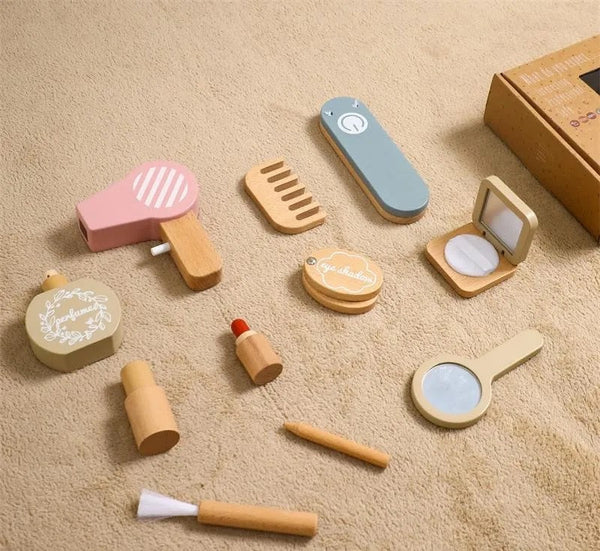 Haar- en Make-upspel van Hout voor Kinderen – BeautySpa