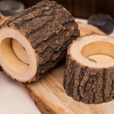 RusticGlow | Ervaar de betoverende sfeer van een set houten kandelaars!