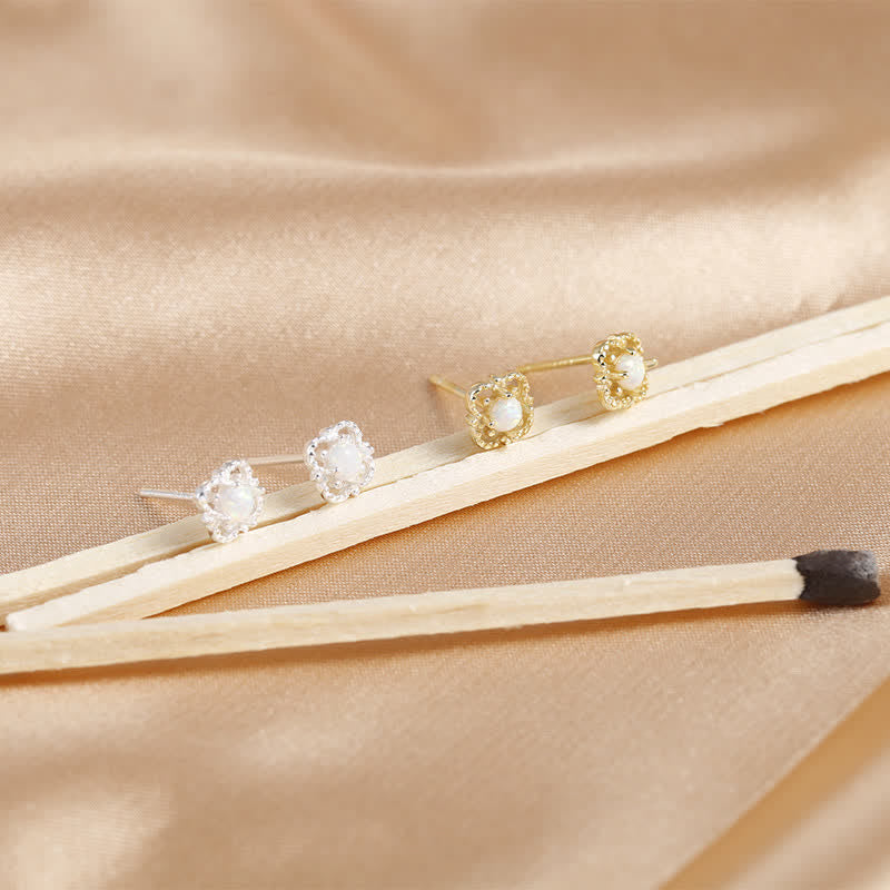 Zachte Vintage-Oorbellen met Opal – Seraphina