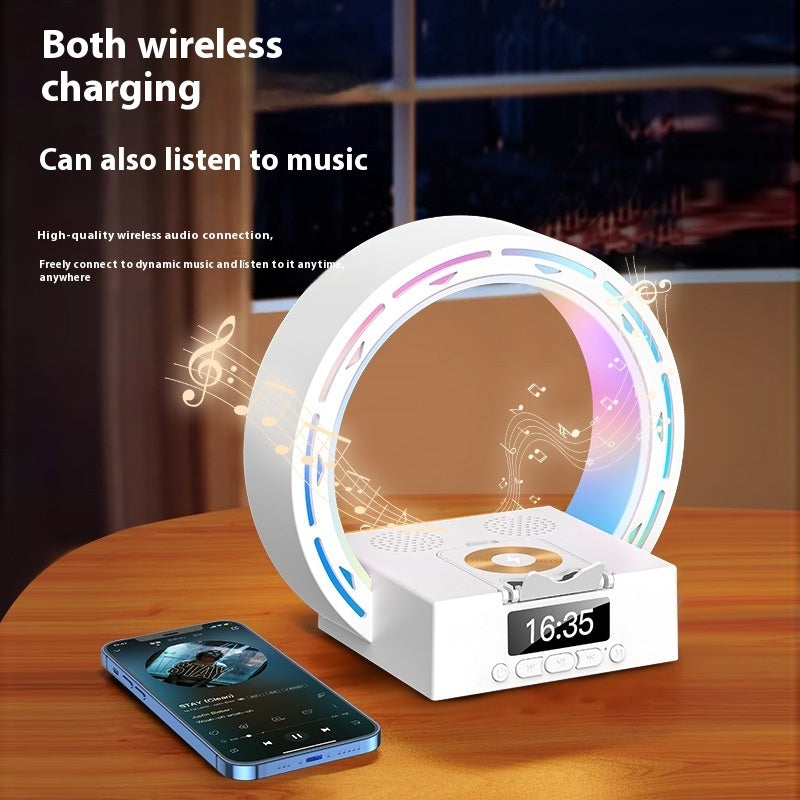 4-in-1 Bluetooth-luidsprekerlamp met oplaadpad en wekker