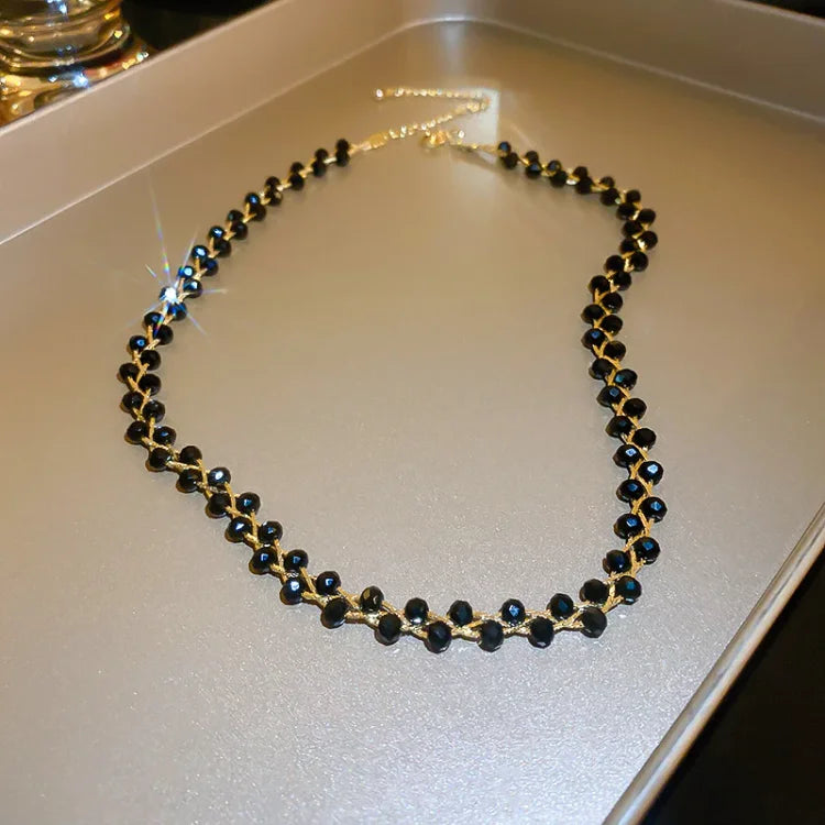 Dubbele Kristallen en Parels Ketting – Amira