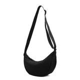 – Organiseren en stijlvol dragen met deze Half Moon Crossbody Tas