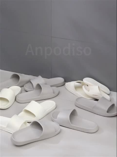 Praktisch Wandhangend Schoenenrek – Ruimtebesparend en Veelzijdig