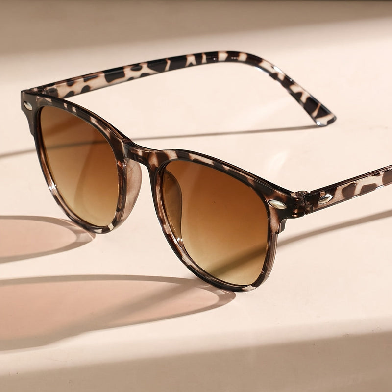 Trendy Retro Zonnebril voor Dames en Heren – Tortoiseshell Design voor Strand en Vakanties