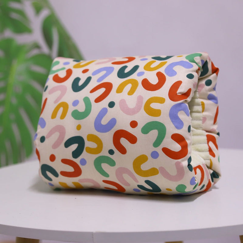 Baby Voedingskussen – Comfortabel Voeden met Ondersteuning