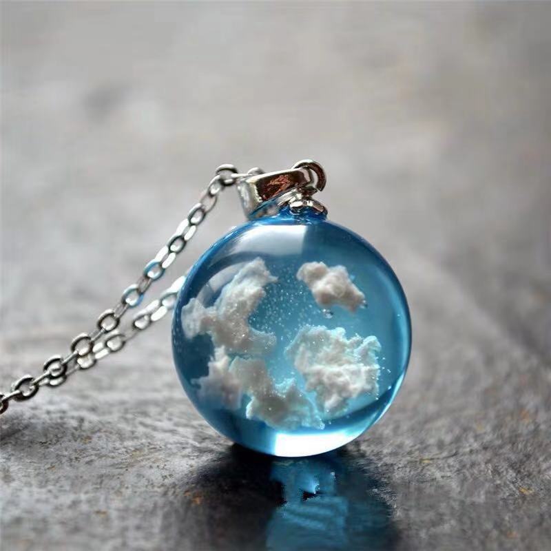 Azure | Verhoog je stijl met deze betoverende wolkenketting!