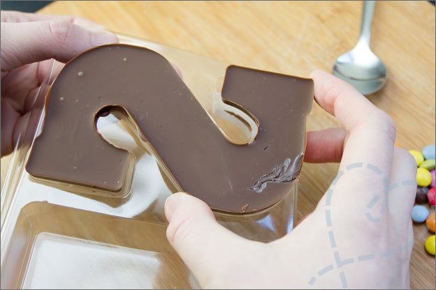 3D Siliconenmal voor het gieten van chocoladeletters – Bakplezier (1+1 Gratis)