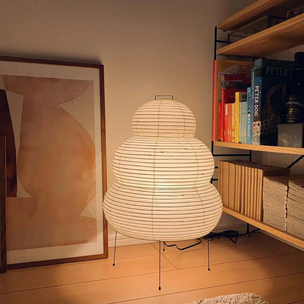 Akari Tafellamp – Japan-geïnspireerde Zacht Gloeiende Papieren Lamp