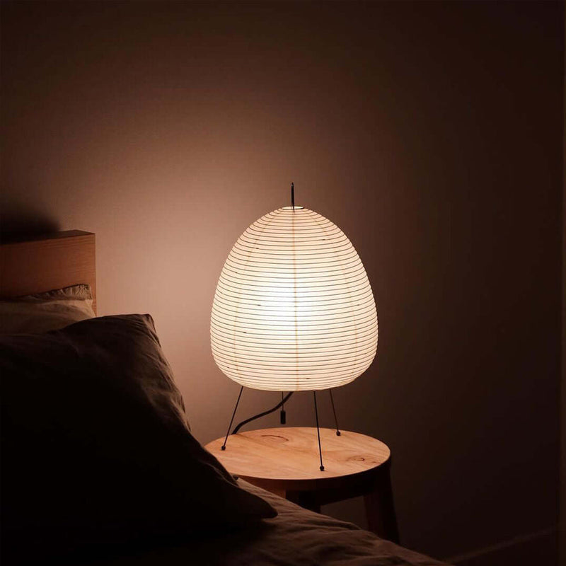 Akari Tafellamp – Japan-geïnspireerde Zacht Gloeiende Papieren Lamp