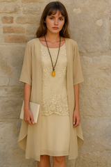 Elodie | Elegante Tweedelige Chiffon Jurk | Verfijnde Set Met Luchtige Jurk En Vestje | Comfortabele Zomerjurk | Voorgelegenheden Zoals Feestjes En Casual Uitjes | Verkrijgbaar In Hemelsblauw, Geel En Paars | Maten M-3XL | Stof: Polyester