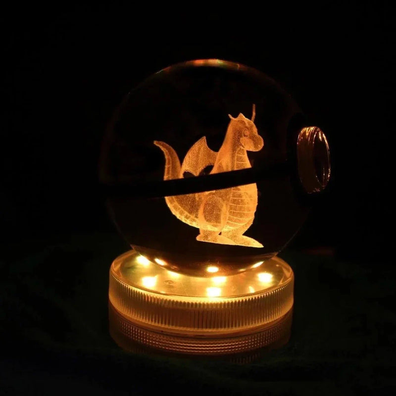 Kristallen Pokébal met LED-standaard – Interactief verzamel speelgoed