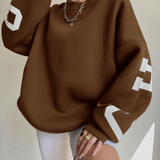 Clara - oversized klassieke wintertrui | Oversized comfortabele wintertrui voor dames | Tijdloze stijlvolle pullover | Perfect voor casual en chique outfits | Hoge kwaliteit en duurzaam | Elegant ontwerp en vrijheid van bewegingsvrijheid