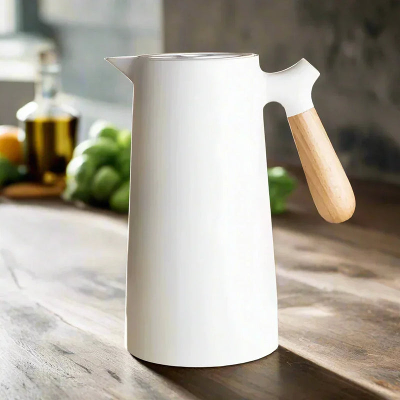 Stijlvolle Thermosfles met langdurige warmte- en koude-isolatie – NordicTherm