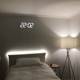 Digitale 3D LED Wandklok – Modern ontwerp met dimfunctie en optimale zichtbaarheid