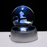 Kristallen Pokébal met LED-standaard – Interactief verzamel speelgoed