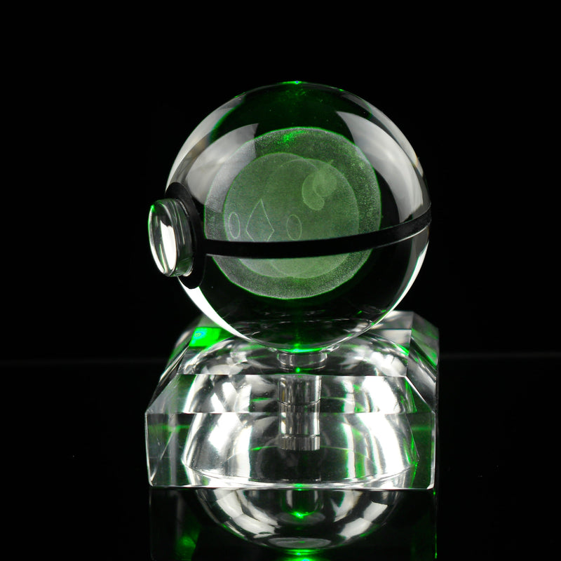 Kristallen Pokébal met LED-standaard – Interactief verzamel speelgoed
