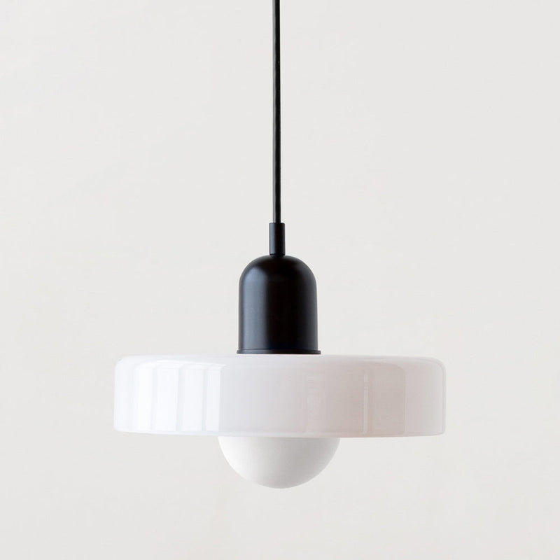 ColorLoop Pendant – Kunstzinnige Bauhaus Hanglamp met Warm Licht