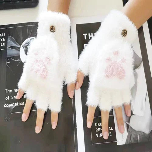 Purrfect Mitts | Elevate your winter look with plush sophistication!
