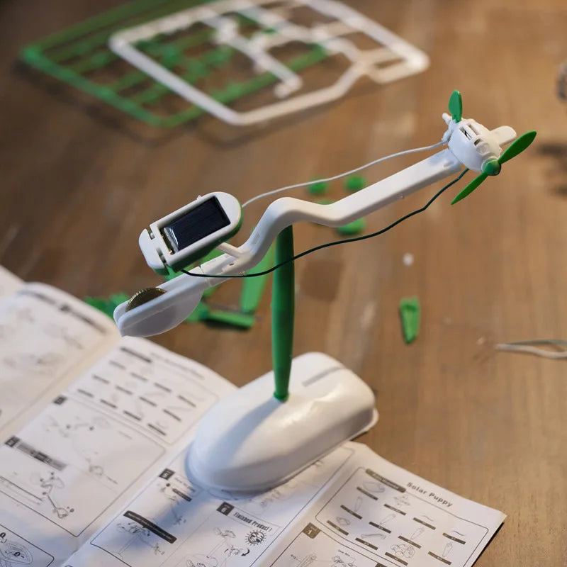 6-in-1 Zonne-energie Robot Kit – Bouw en Leer met Zeilboot, Windmolen, Auto en Meer
