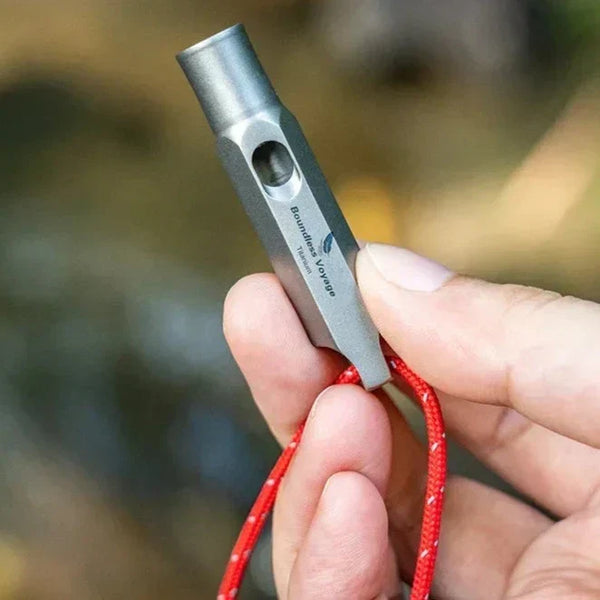 Beheers je veiligheid: Original Boundless Voyage Titanpfeife - jouw onmisbare metgezel voor noodgevallen, survival en avontuur