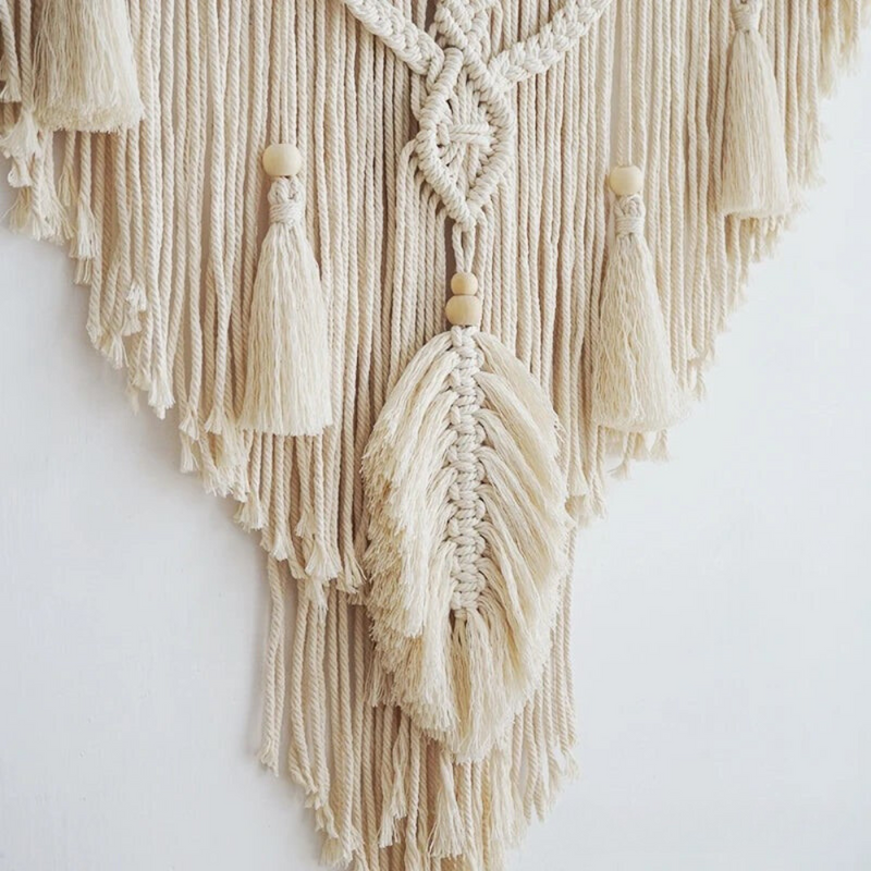 BohoWoven - Scandinavische boho macramé wandhanger | Scandinavische Boho Macramé Wandhanger 75x95cm | Handgemaakt | Wanddecoratie voor Woonkamer & Slaapkamer | Decoratief Design | Elegante Wandversiering | Kleur Beige Geel