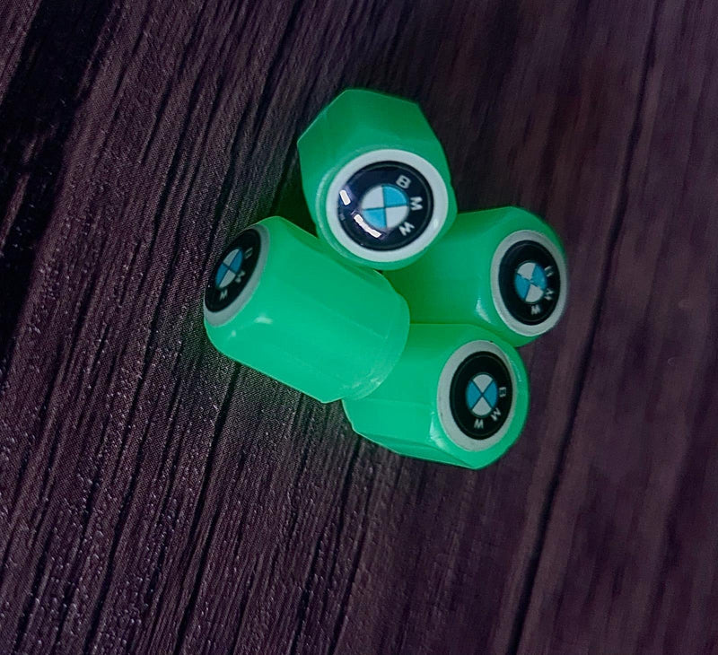 Set van 4 verlichte ventieldoppen met logo – LuxaGlow