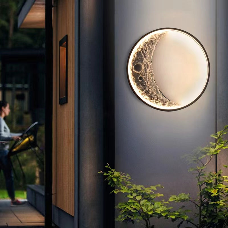 Buitenmaanlicht – Waterdichte LED Wandlamp met Maangeïnspireerd Ontwerp