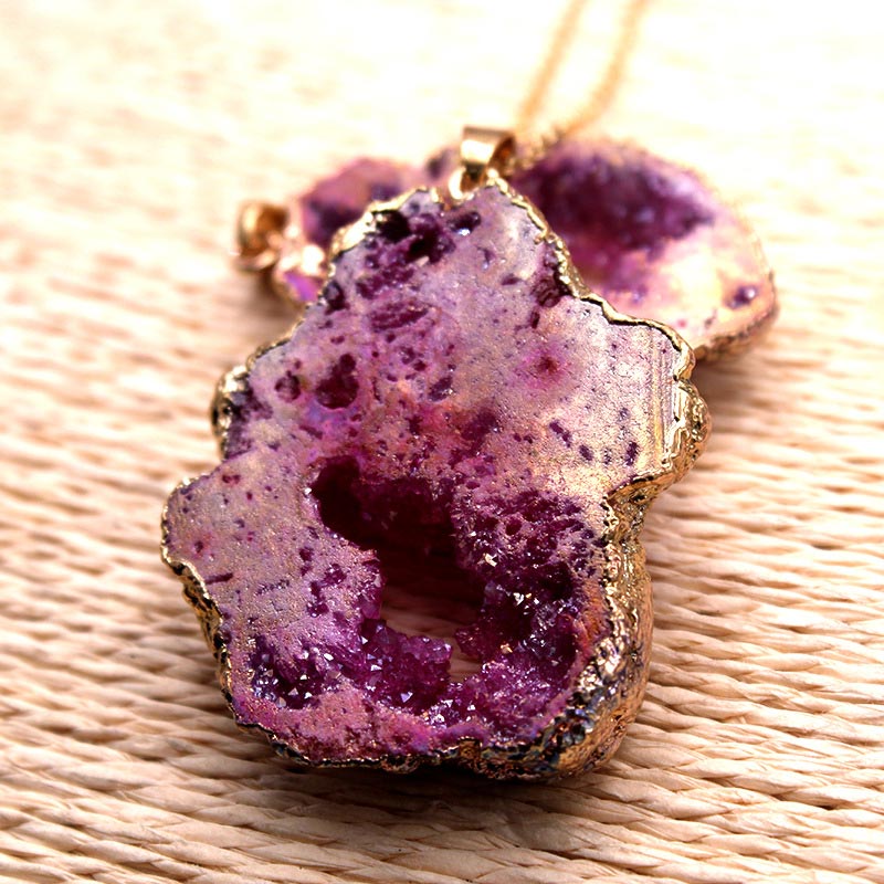 Natuurlijke Kristallen Geode Hanger – Gaia