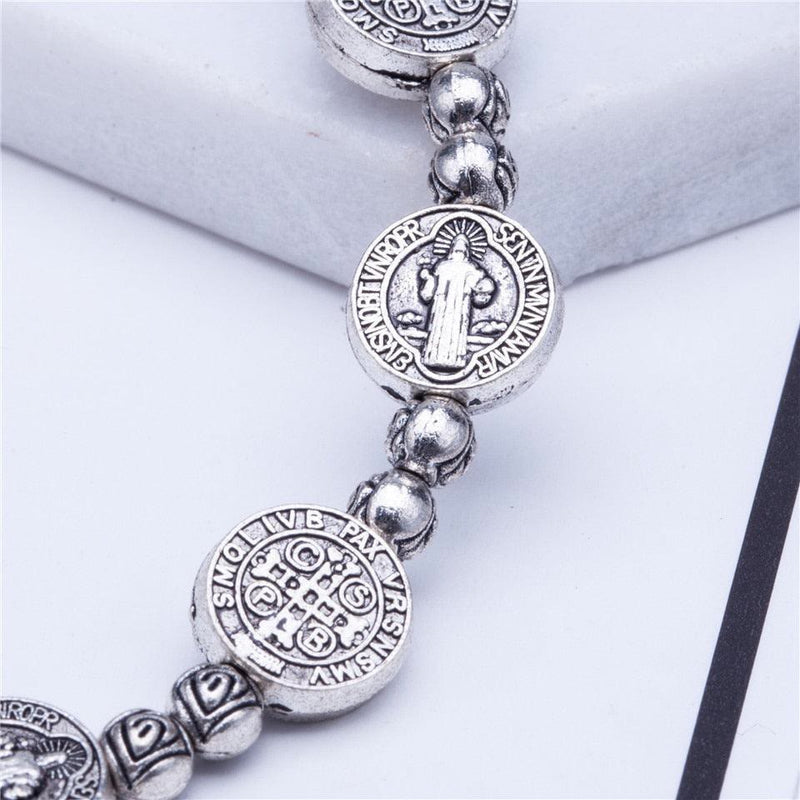 Gouden en zilveren Christelijk kruisarmband – Solana