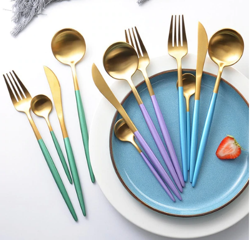 24-delig Luxe Bestekset van RVS in Goud-Zilver – RoyalGlow